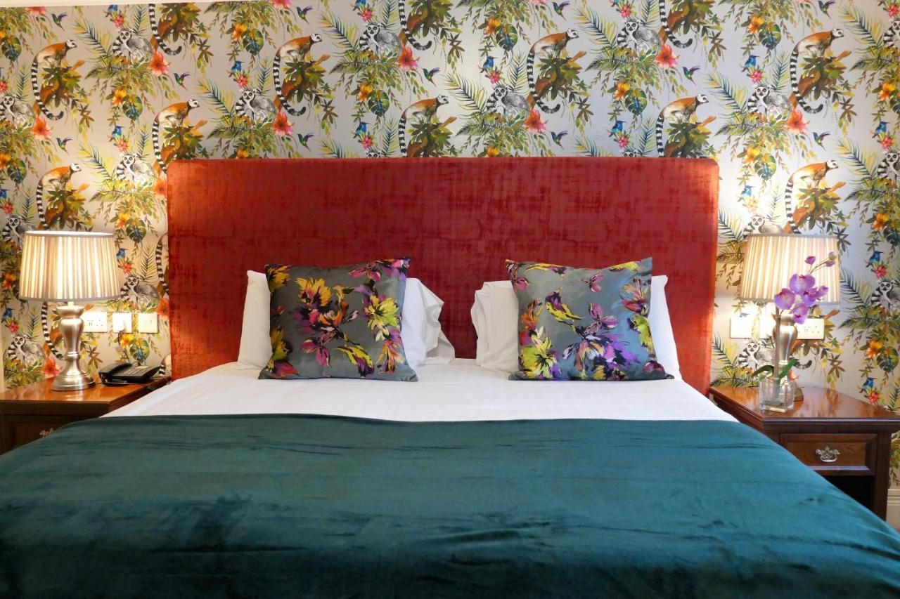 Nesbitt Arms Boutique Hotel Ardara Esterno foto