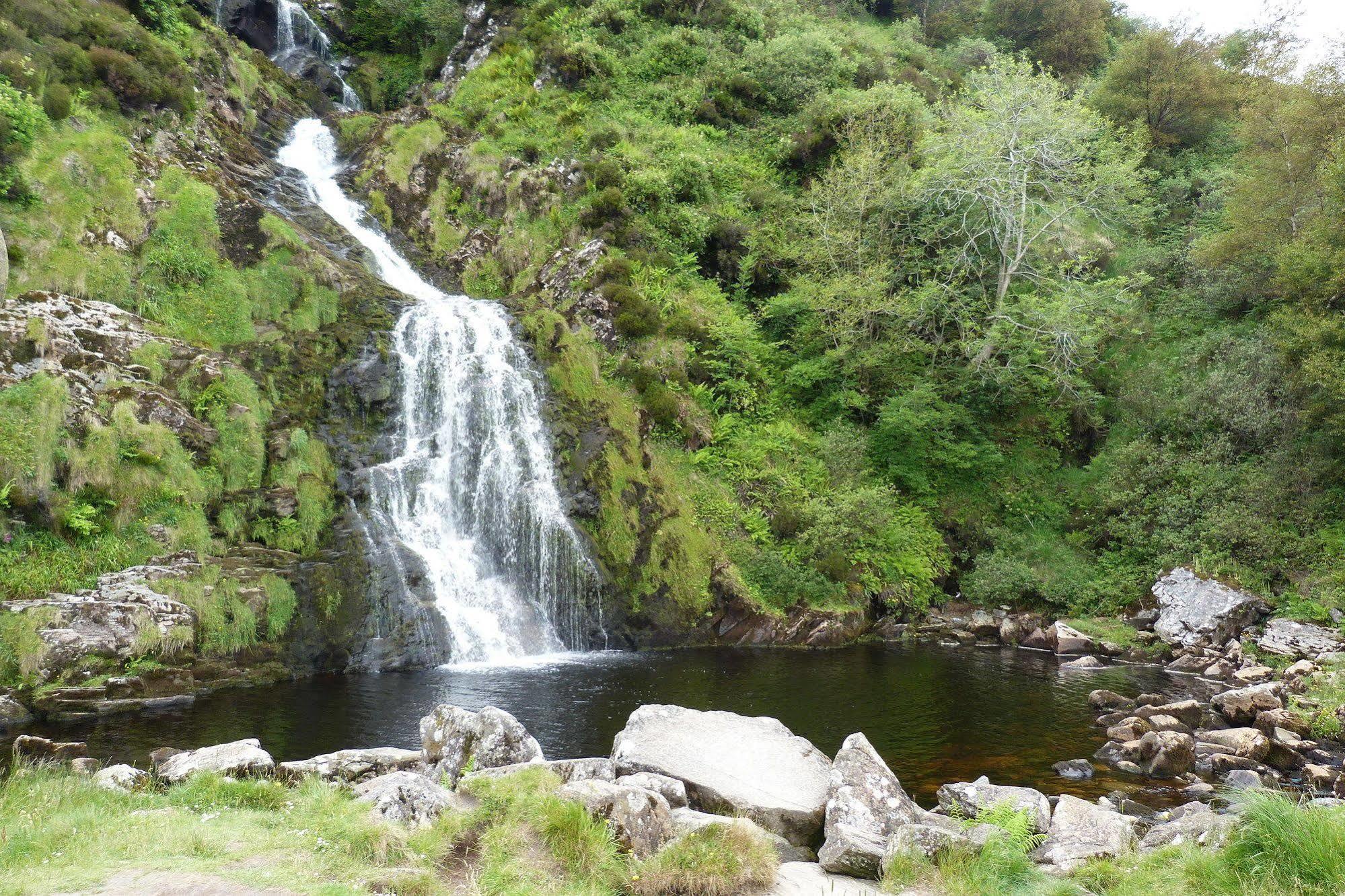 Nesbitt Arms Boutique Hotel Ardara Esterno foto
